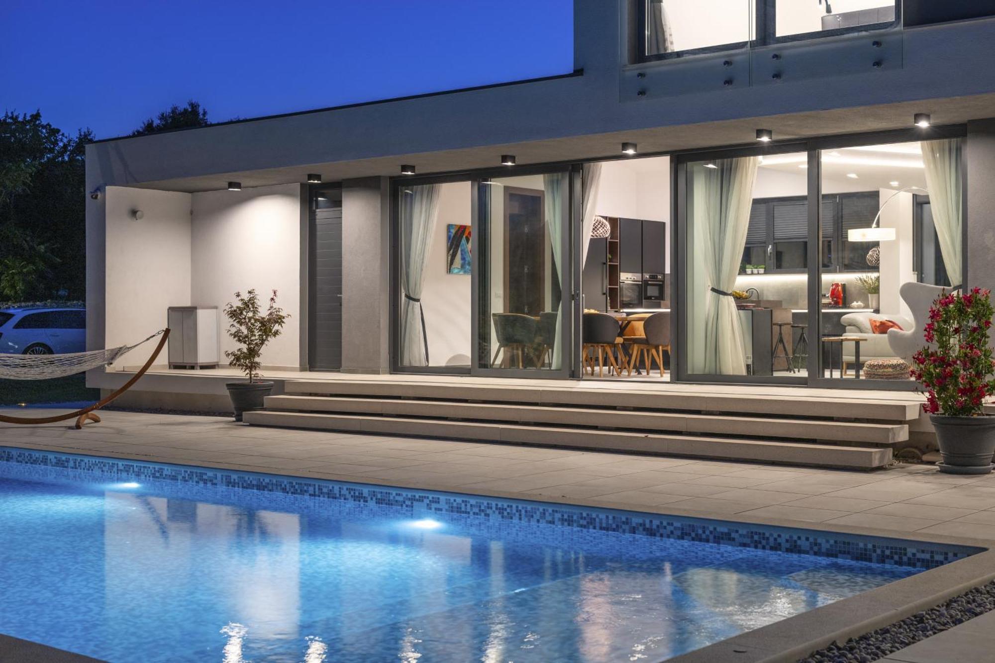 Martincic Residence - 5 Stars Luxury With Pool Heating On 4000M2 Rakalj Bagian luar foto